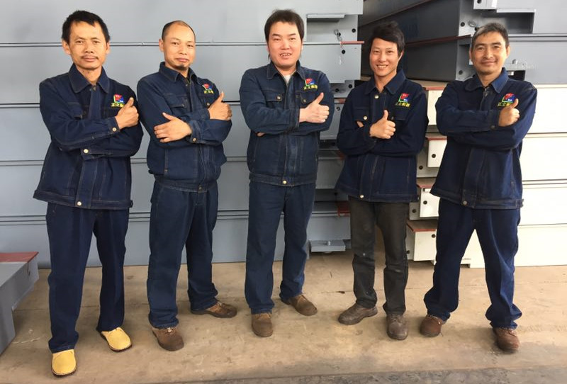 技術(shù)團(tuán)隊(duì)08